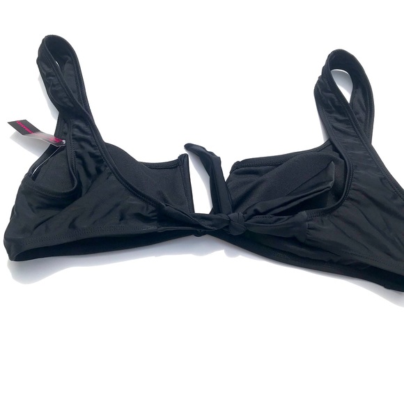 No Boundaries Black Bikini Top - Picture 2 of 4